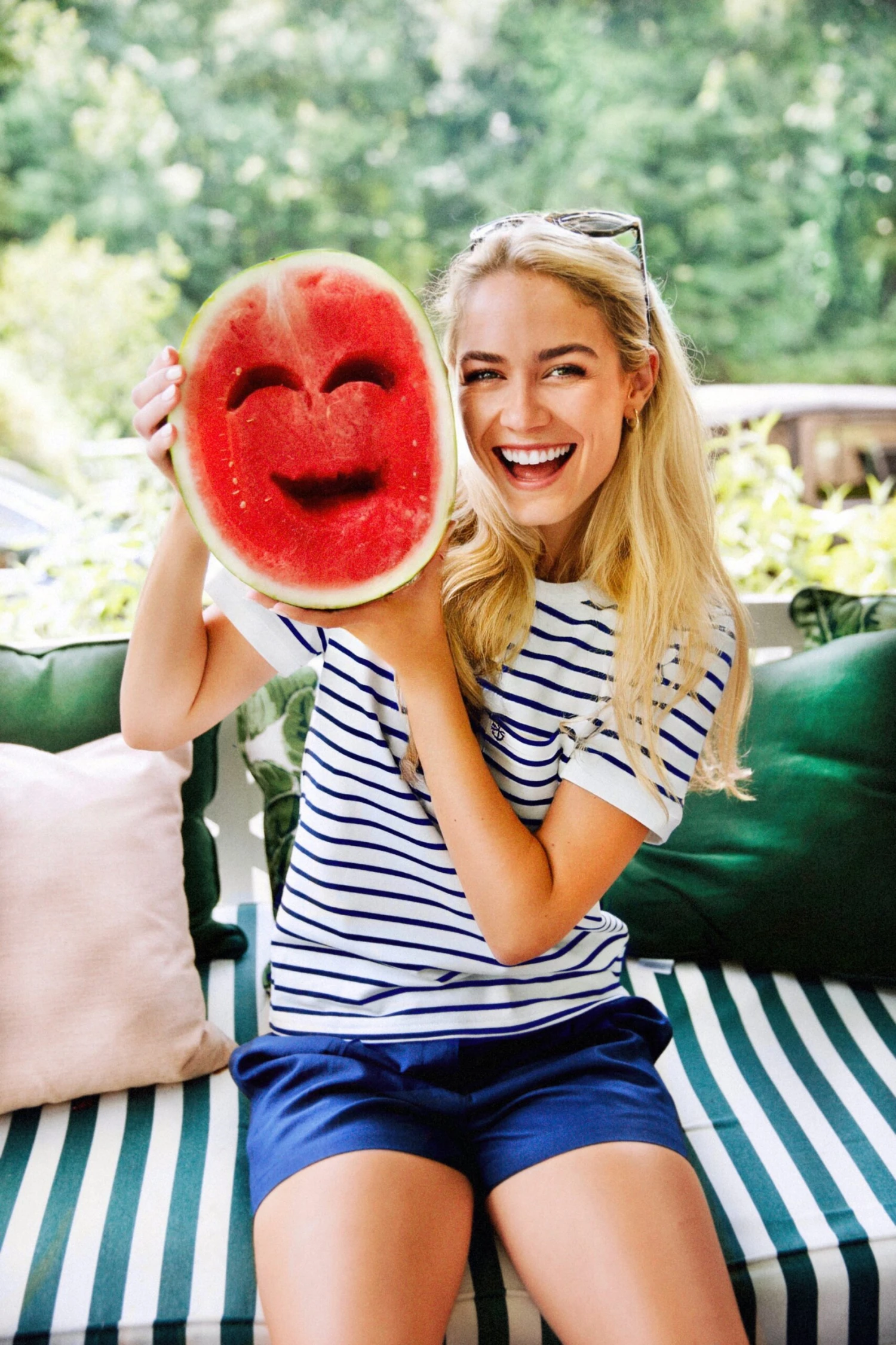 Newport Blues Linen Shorts 5 Newport Blues Linen Shorts - Image 4